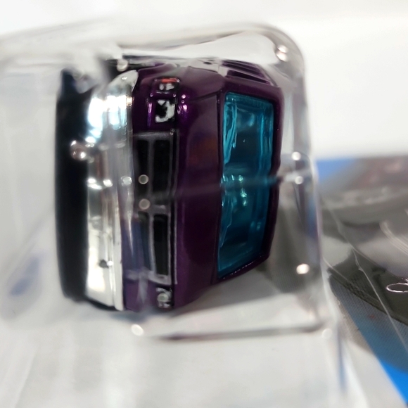 Hot Wheels - Mattel - Dodge Van - Miniature - collectible - Picture 12 of 16